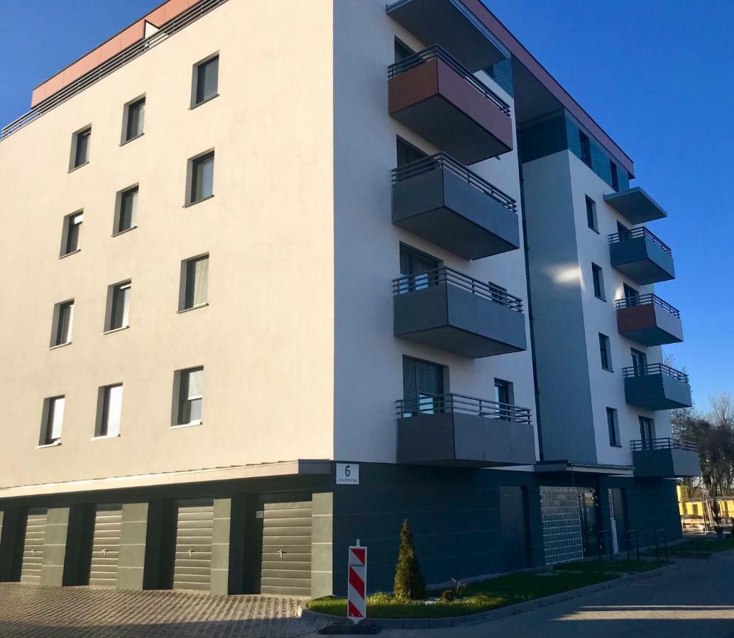 Apartament Antoniny Лешно Екстер'єр фото